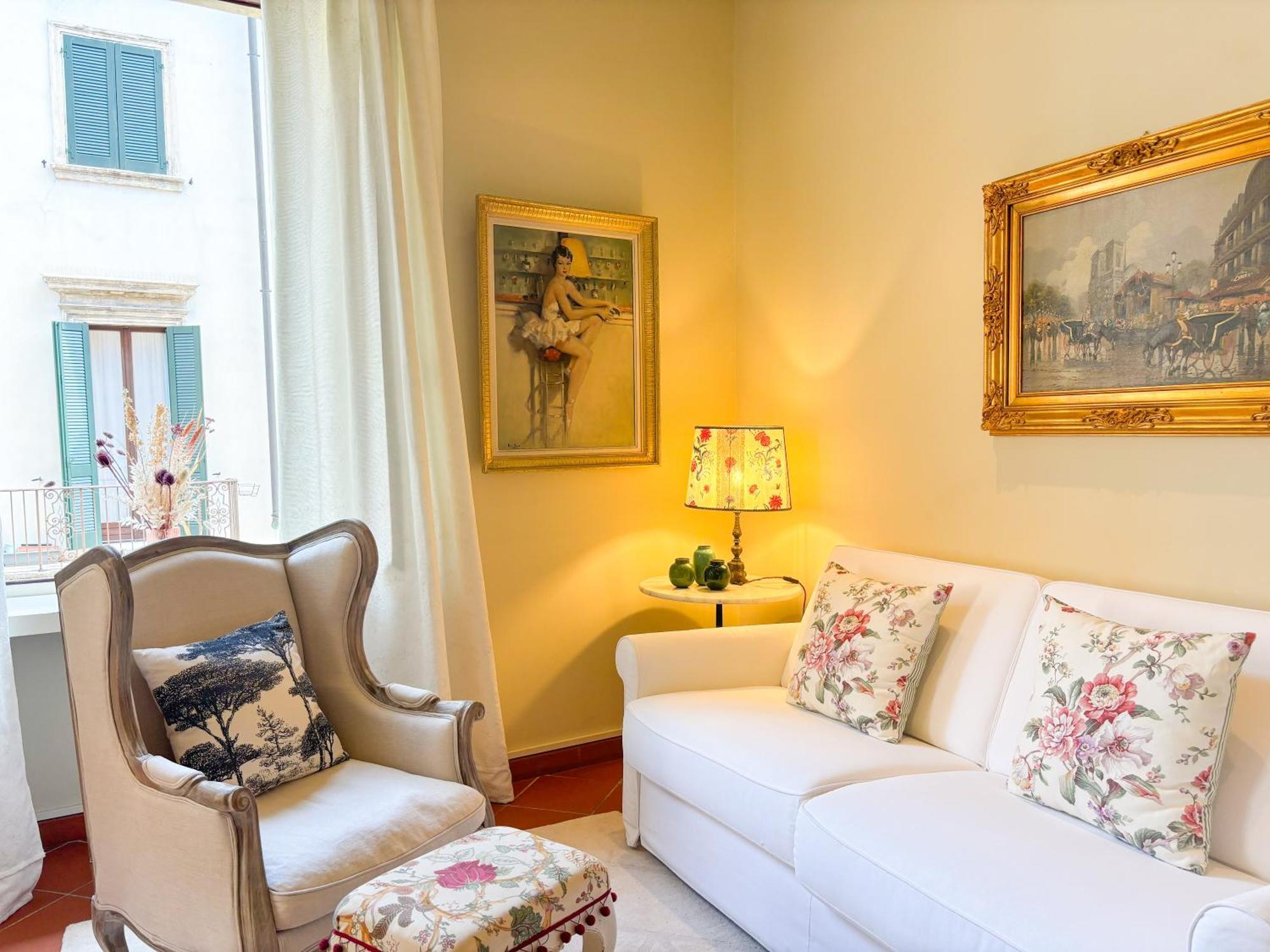 Palazzo Tiolo Apartment - Verona — Photos 2